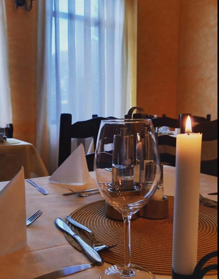 Hotel Restaurant Casa Miorita Buşteni Zewnętrze zdjęcie